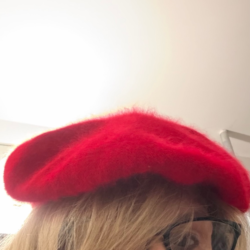 Parkhurst cherry red knit Beret  or Tam hat made in Canada  NWOT